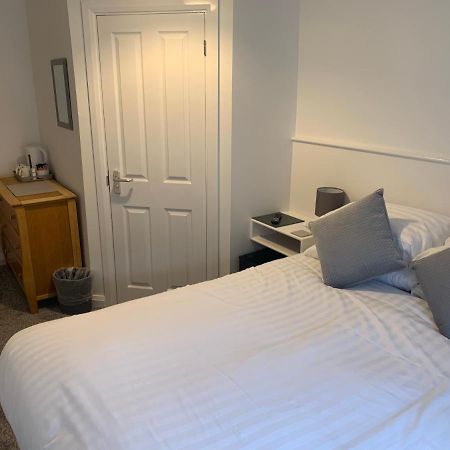 Rooms At The Inn เร็ทฟอร์ด ภายนอก รูปภาพ