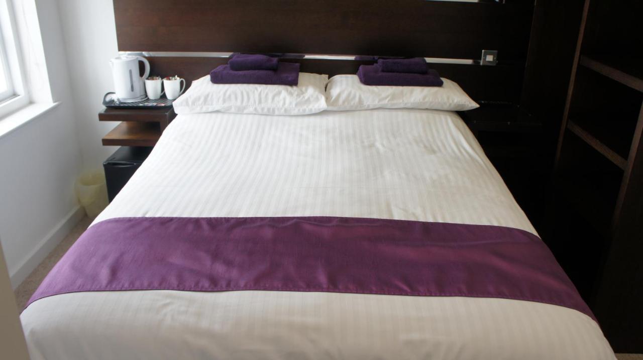 Rooms At The Inn เร็ทฟอร์ด ภายนอก รูปภาพ